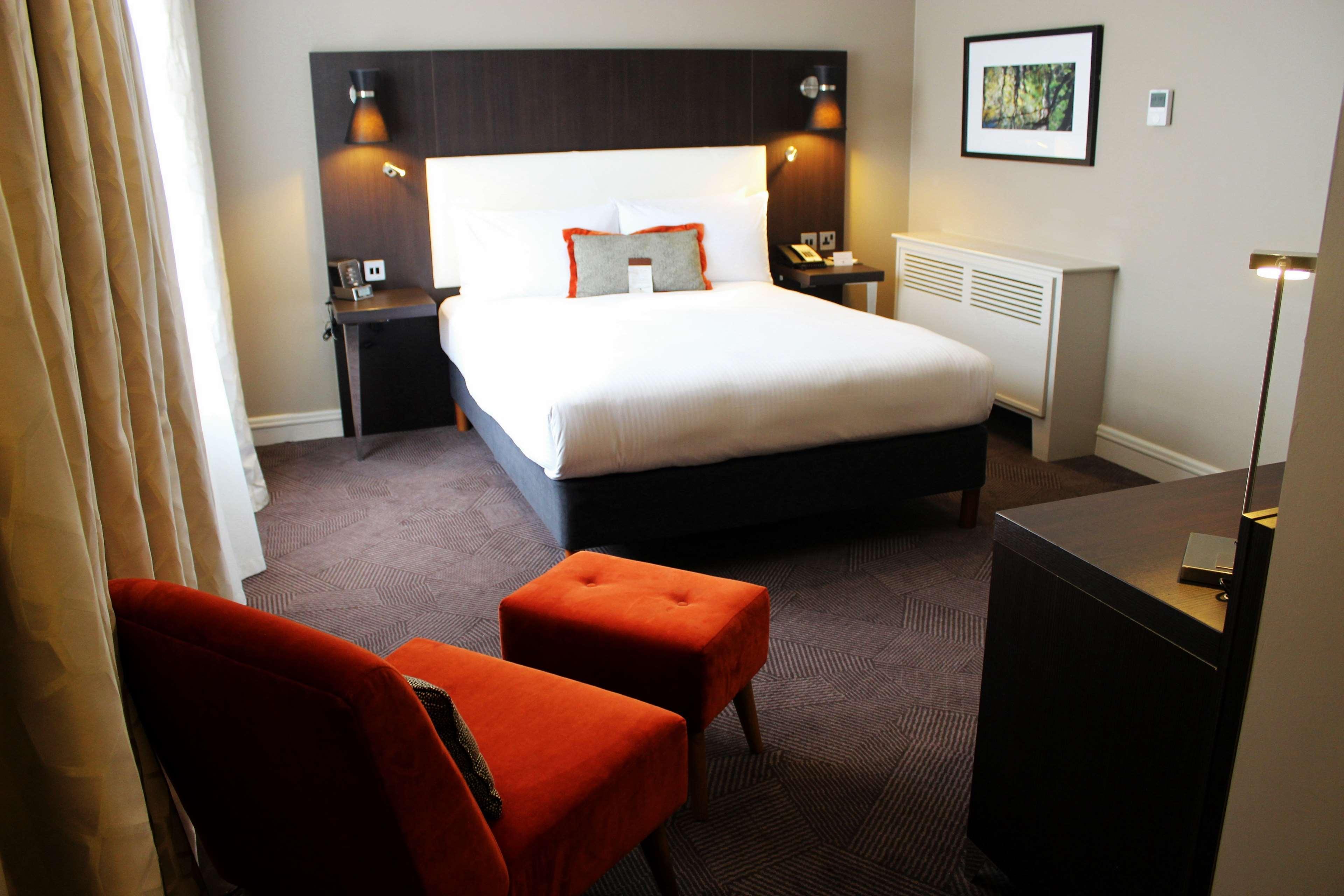 Doubletree By Hilton London Ealing Hotell Eksteriør bilde