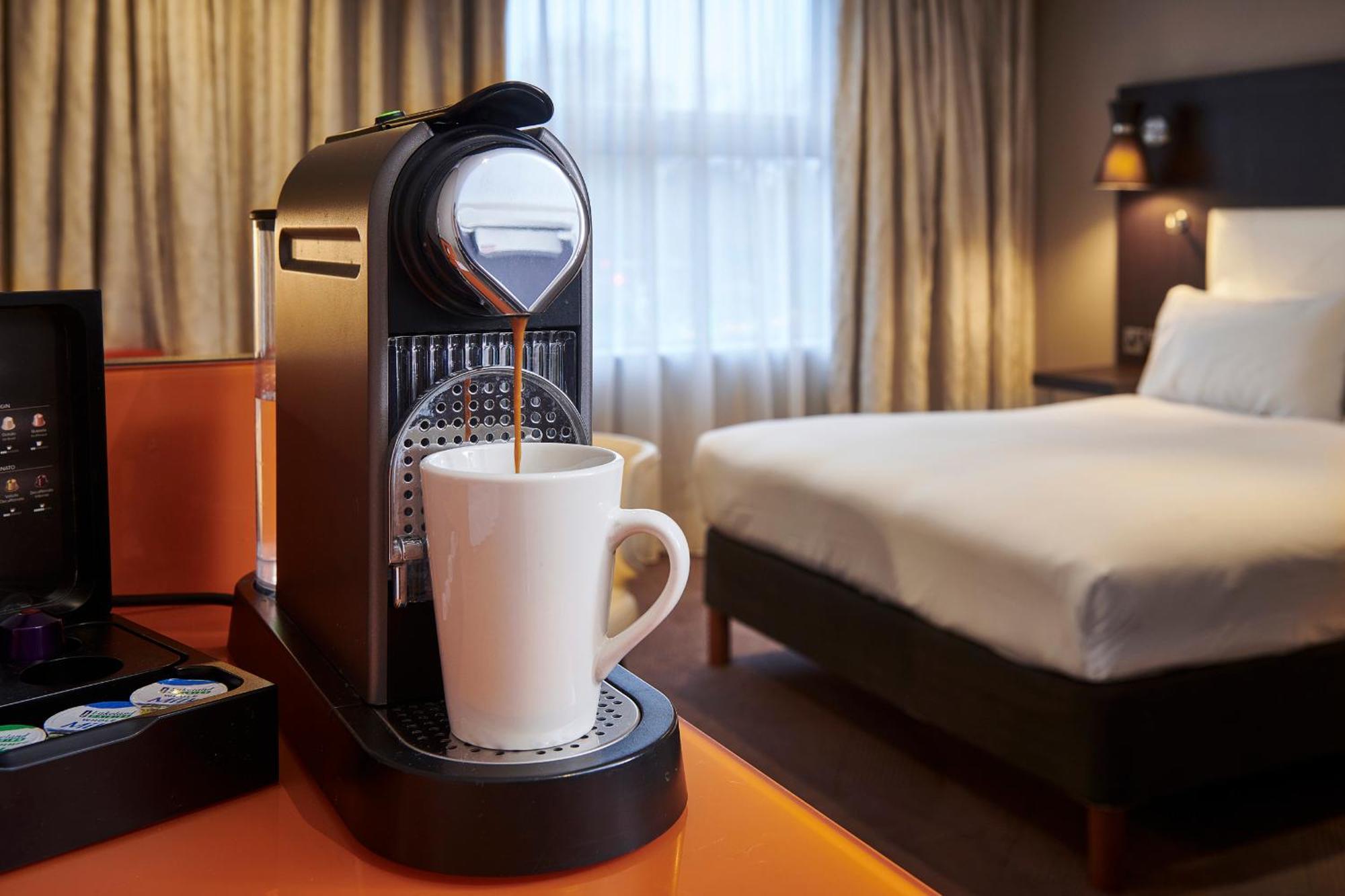 Doubletree By Hilton London Ealing Hotell Eksteriør bilde