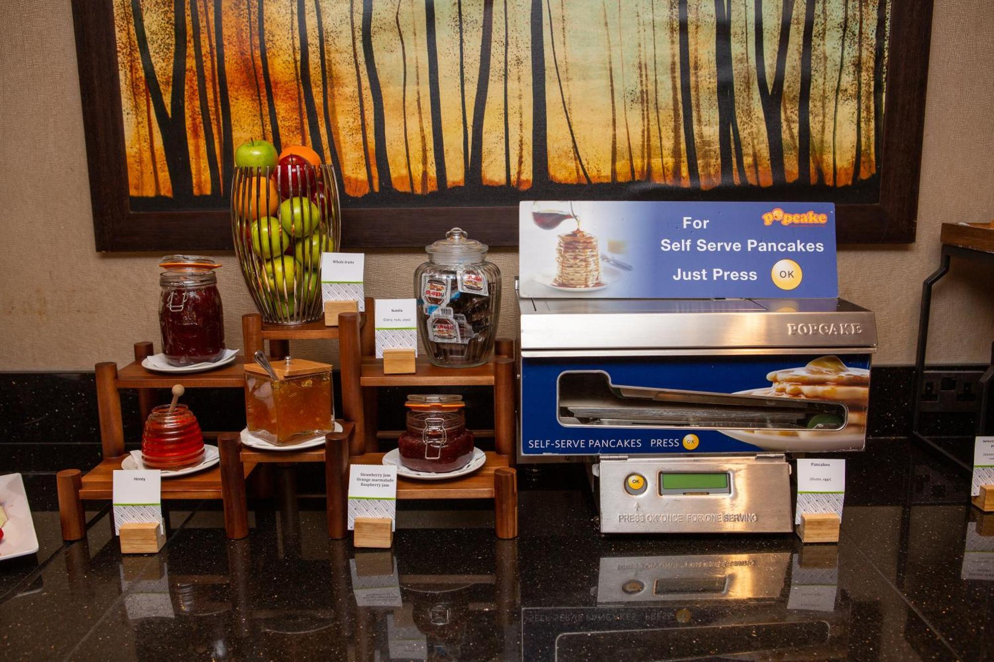 Doubletree By Hilton London Ealing Hotell Eksteriør bilde