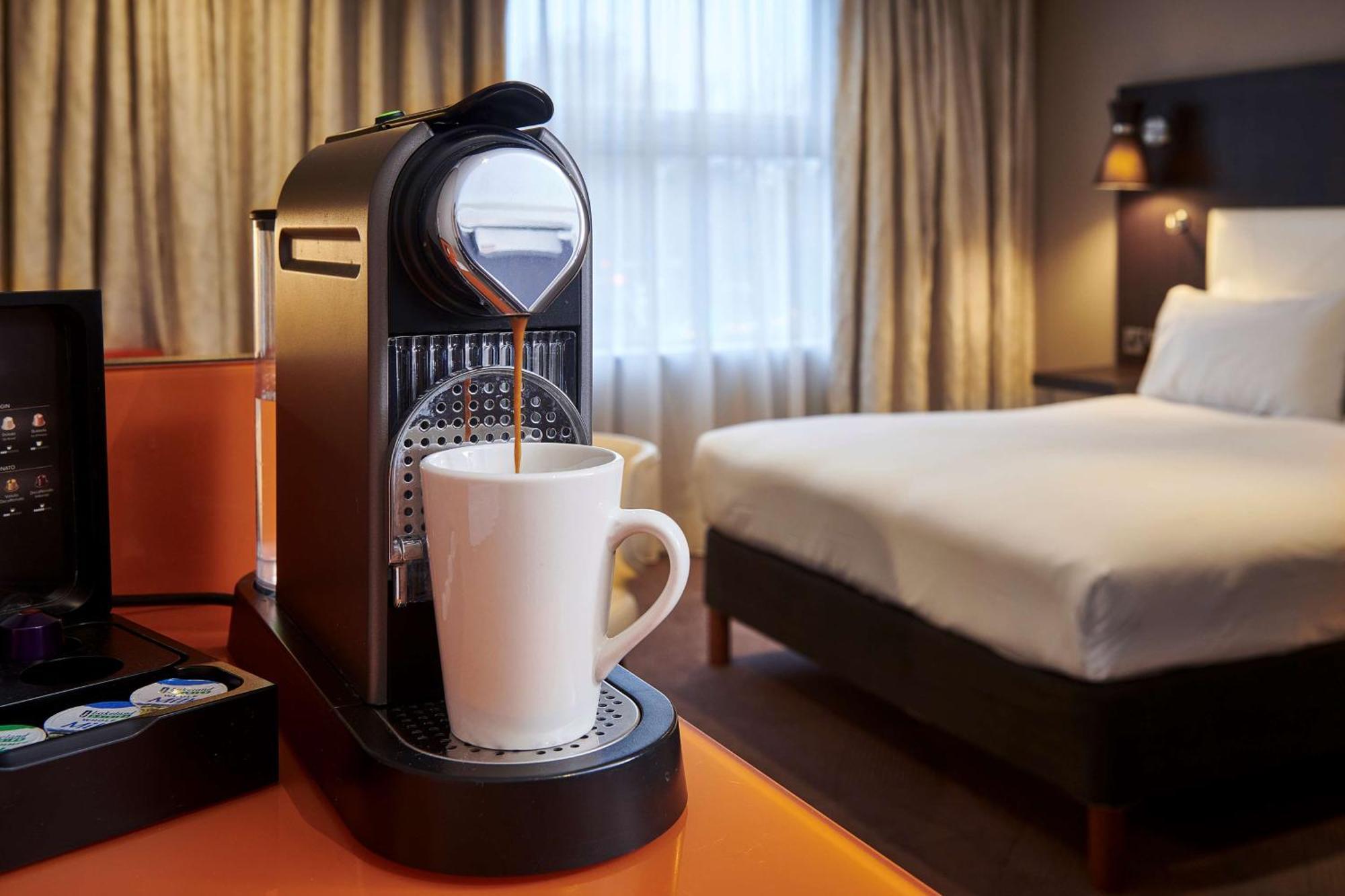 Doubletree By Hilton London Ealing Hotell Eksteriør bilde